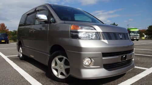 Tayota Voxy 7 seater